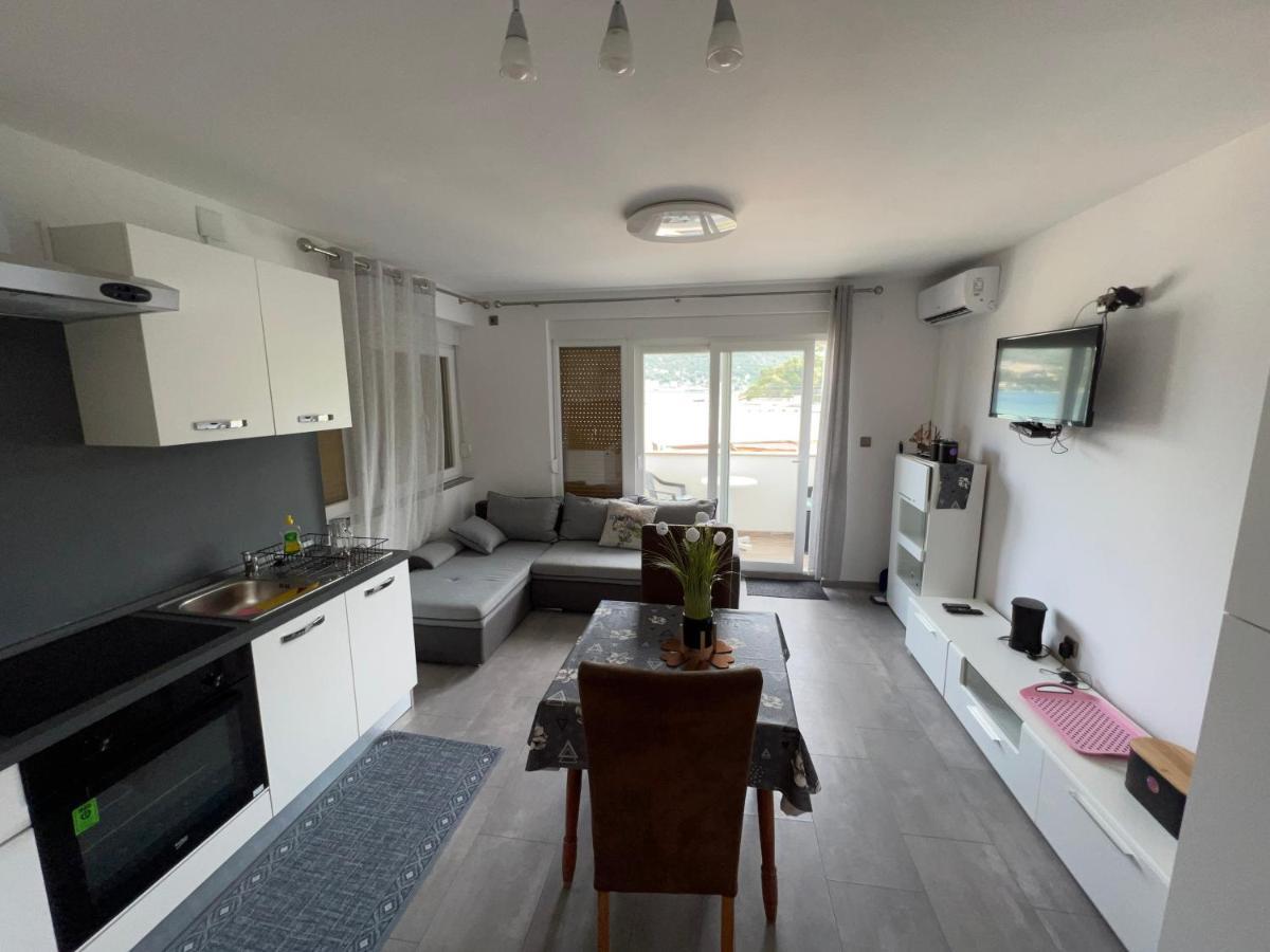 Apartmani Premijer-Rab سوبيتارسكا دراغا المظهر الخارجي الصورة