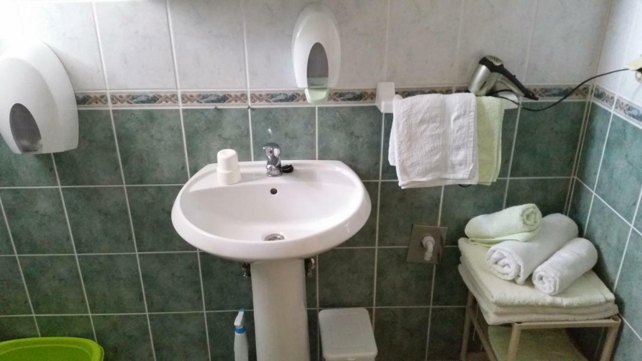 Apartmani Premijer-Rab سوبيتارسكا دراغا المظهر الخارجي الصورة